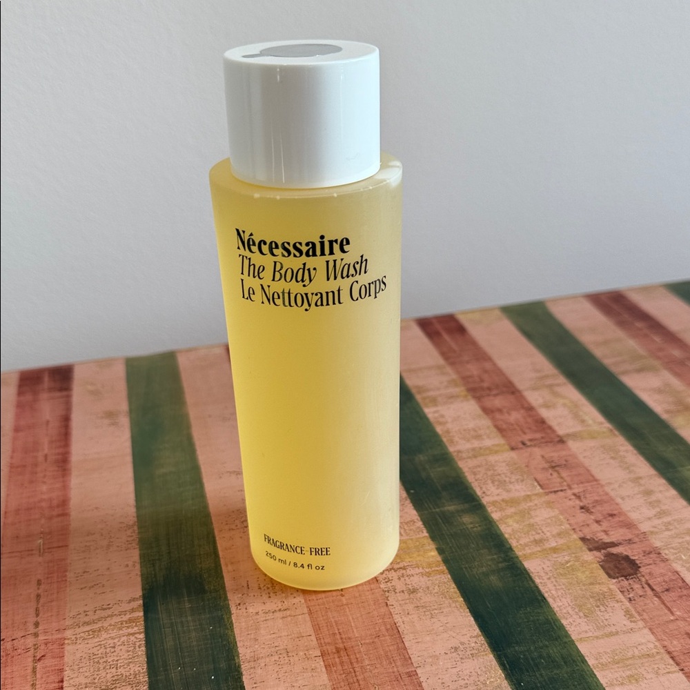 Necessaire The Body Wash NEW